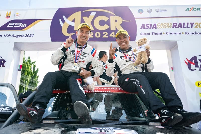 総合優勝した「ＴＯＹＯＴＡ　ＧＡＺＯＯ　ＲＡＣＩＮＧ　ＴＨＡＩＬＡＮＤ」