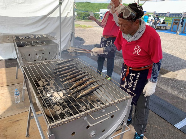 稲沢夏まつりでの販売の様子