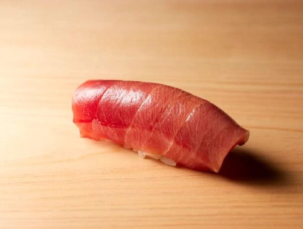 「鮨　田中」